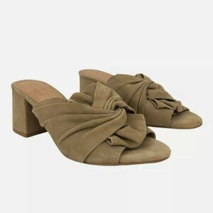 Halogen Farrah Tan Suede Knot Top Slide Mule Sandal Size 7